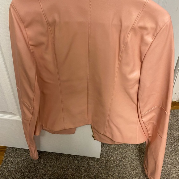 Leather jacket - Picture 3 of 3